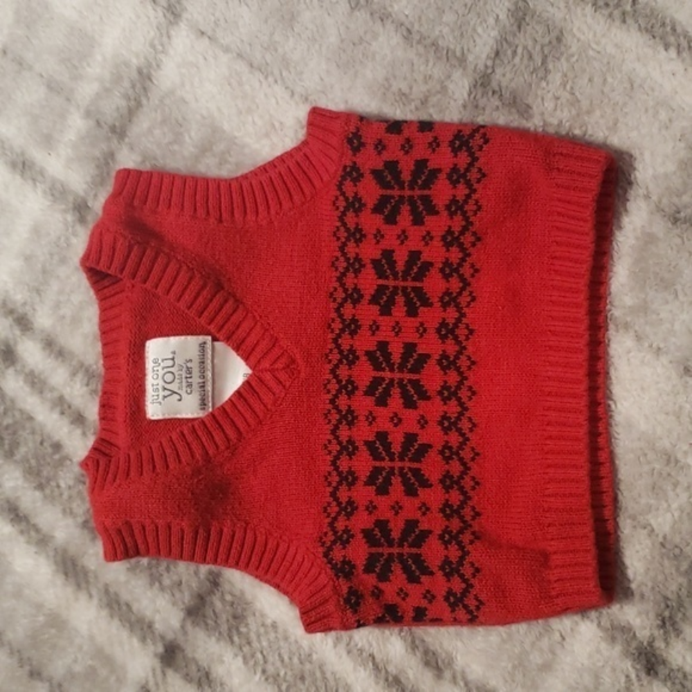 Carters vest size Newborn